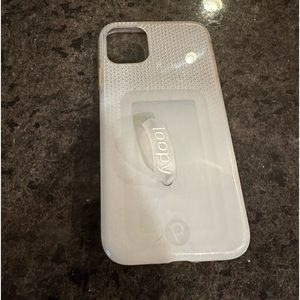 Loopy Case White iPhone 11